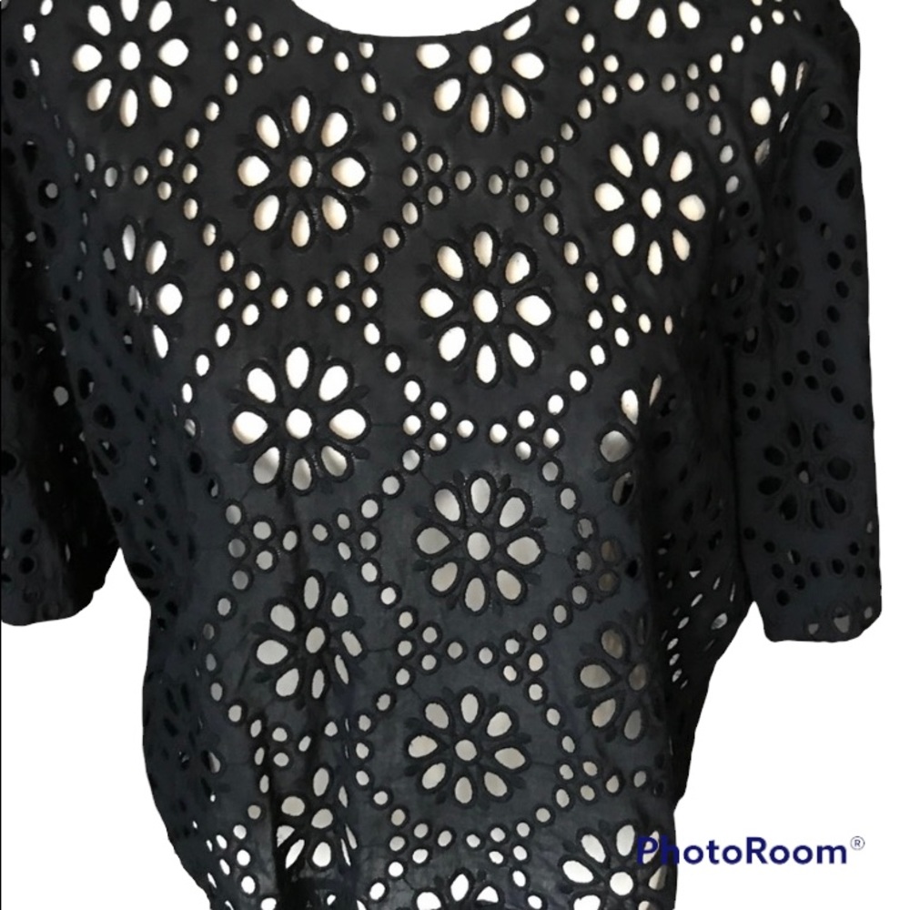 ZARA Flower Cut-out Detail Top